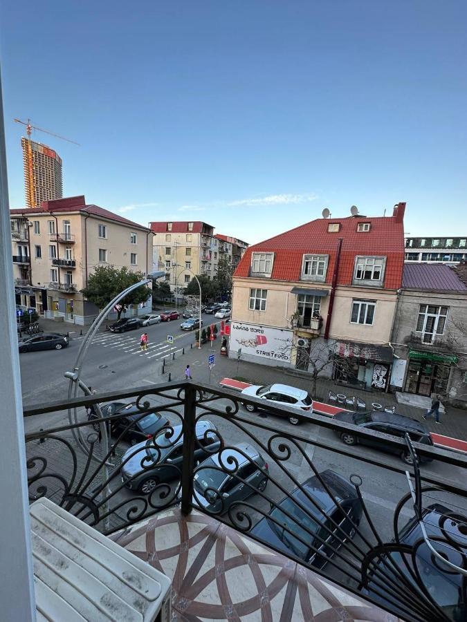 Eiffel Hotel Batumi Exterior foto